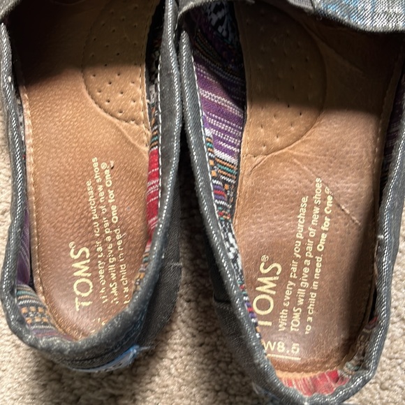 TOMS Flats - Picture 6 of 7